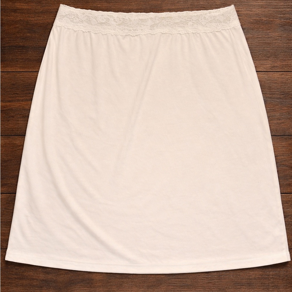 Vanity Fair Half Slip XL 24” Star White Lace Waist NWT - Picture 4 of 6